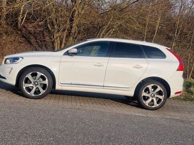 gebraucht Volvo XC60 D4 Summum,AUT,PANO.,AHK,20 ZOLL