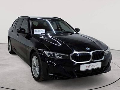 Gebraucht BMW 330e Sport Line 184 PS (135 kW) 2022 Schwarz uni Kombi