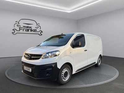 Usata Opel Vivaro Edition 120 CV (88 kW) 2024 Bianco Monovolume