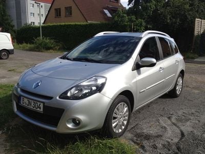 Grau Gebraucht 2011 Renault Clio II Dynamique Kleinwagen | 9.499 €