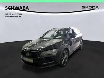 Gebraucht Skoda Superb SportLine 150 PS (110 kW) 2023 Blackmagic perleffekt Kombi