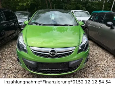 Gebraucht Opel Corsa Innovation 87 PS (63 kW) 2014 Grün Kleinwagen