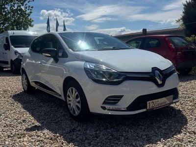 Weiß Gebraucht 2020 Renault Clio V Collection Kleinwagen | 8.999 € (Guter Preis)