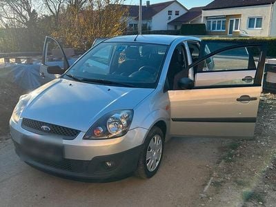 Gebraucht Ford Fiesta 68 PS (50 kW) 2006 Silber Kleinwagen