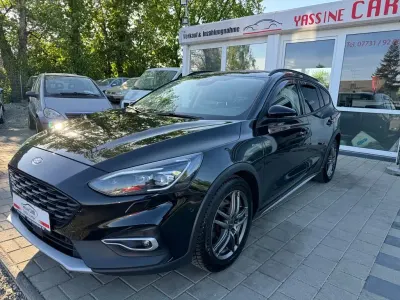 Gebraucht Ford Focus Active 150 PS (110 kW) 2019 Schwarz Limousine