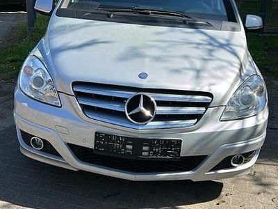 Second-hand Mercedes B170 116 CP (85 kW) 2008 Argintiu Monovolum