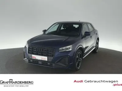 Gebraucht Audi Q2 S-Line 110 PS (80 kW) 2022 Navarrablau metallic SUV