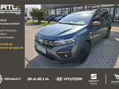 Gebraucht Dacia Jogger Extreme 141 PS (103 kW) 2025 Zedergrün Van / Kleinbus