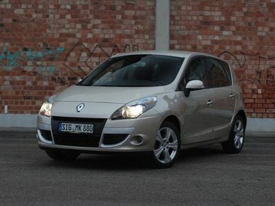 Gebraucht Renault Scénic III Luxe 140 PS (102 kW) 2011 Beige Van / Kleinbus