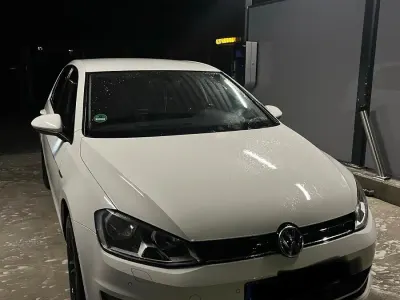 Używany VW Golf VII 105 KM (77 kW) 2014 Biały Hatchback