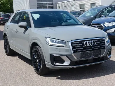 Gebraucht Audi Q2 S-Line 190 PS (139 kW) 2019 Grau SUV