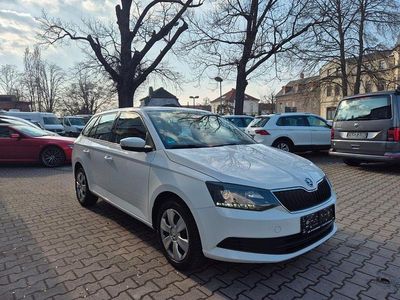 Gebraucht Skoda Fabia Ambition 95 PS (69 kW) 2018 Weiß Kombi