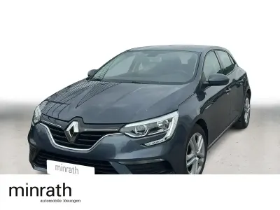 Usata Renault Mégane Play 132 CV (97 kW) 2018 Argento Berlina