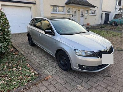 Gebraucht Skoda Rapid Ambition 90 PS (66 kW) 2014 Silber Limousine