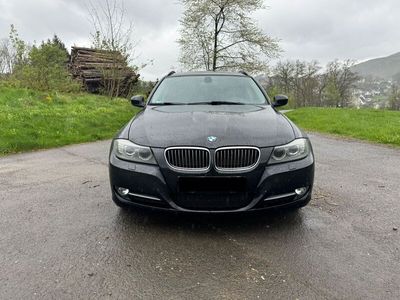 gebraucht BMW 318 d Touring Edition-Facelift/Sitzheizung/Xenon