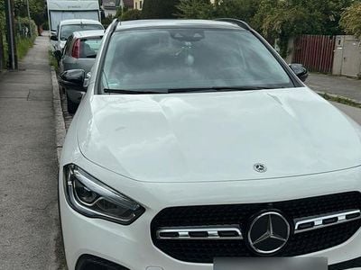 Mercedes GLA200