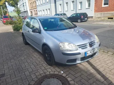 Gebraucht VW Golf V Comfortline 80 PS (58 kW) 2007 Silber Limousine