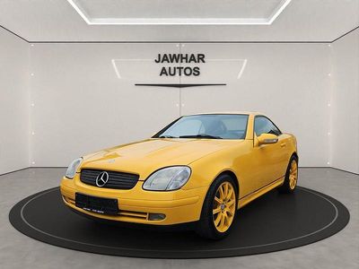 Gelb Gebraucht 2003 Mercedes SLK320 Edition Cabrio | 7.990 € (Etwas zu teuer)