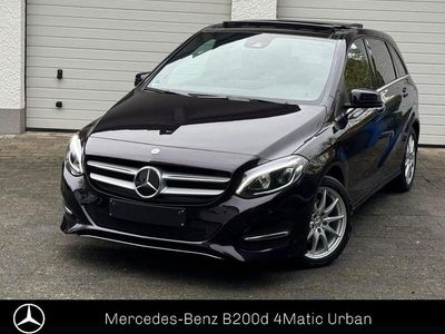 Gebraucht Mercedes B200 Urban 136 PS (100 kW) 2015 Violet Van / Kleinbus