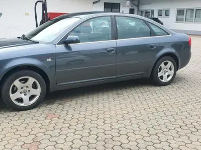 Gebraucht Audi A6 130 PS (95 kW) 2002 Grau Limousine