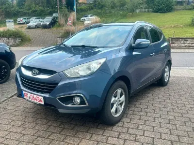 Gebraucht Hyundai ix35 Style 184 PS (135 kW) 2013 Blau SUV