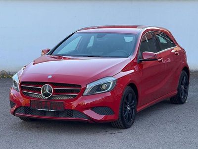 Usata Mercedes A180 122 CV (89 kW) 2015 Rosso Berlina