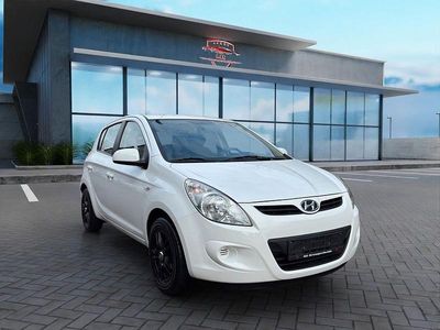 Gebraucht Hyundai i20 Edition 77 PS (56 kW) 2010 Weiß Kleinwagen