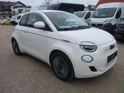 Gebraucht Fiat 500e Icon 86 kW (118 PS) 2023 Weiß Limousine