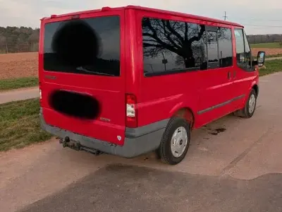Używany Ford Transit 140 KM (102 kW) 2011 Czerwony Minivan