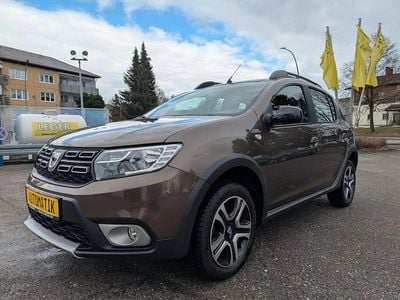 Gebraucht Dacia Sandero Celebration 90 PS (66 kW) 2020 Braun Limousine