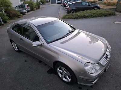 Mercedes C220