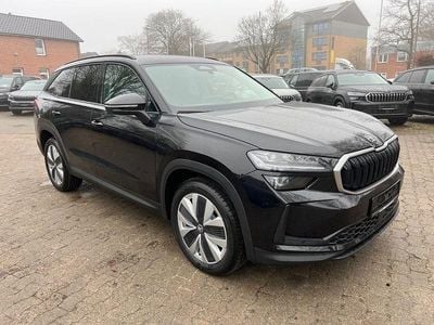 Neu Skoda Kodiaq Selection 150 PS (110 kW) 2025 Schwarzmagic perleffekt SUV