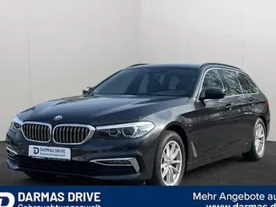 Usata BMW 520 Luxury Line 190 CV (139 kW) 2019 Grigio Station wagon
