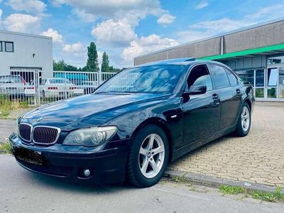 BMW 730