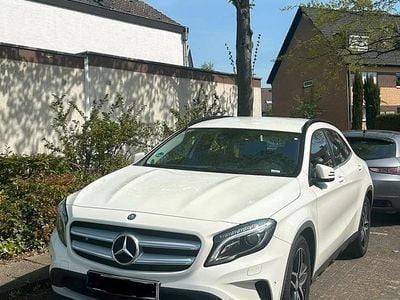 Usata Mercedes CLA220 136 CV (100 kW) 2024 Bianco Berlina