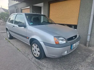 Gebraucht Ford Fiesta 60 PS (44 kW) 2000 Grau Kleinwagen
