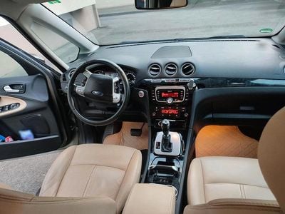 Second-hand Ford Galaxy 163 CP (119 kW) 2011 Verde Monovolum