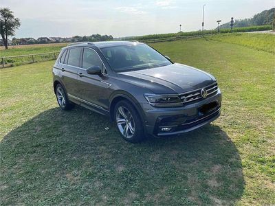 Grau Gebraucht 2020 VW Tiguan R-line SUV | 27.687 € (Fairer Preis)