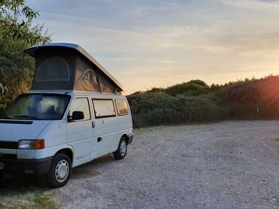 gebraucht VW T4 | Camper mit Aufstelldach | Ausbau ähnlich California.