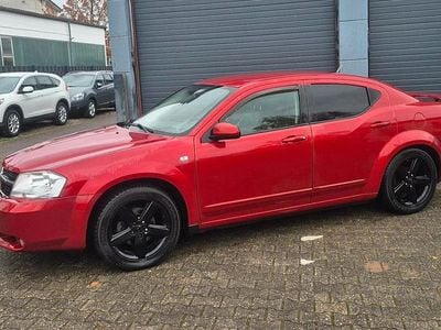 Gebraucht Dodge Avenger 170 PS (125 kW) 2011 Rot Limousine