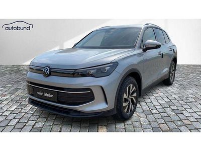 Silber / oystersilver Gebraucht 2024 VW Tiguan Advance SUV | 47.564 € (Teuer)