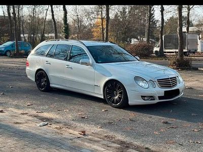 Gebraucht Mercedes E280 Sport 245 PS (180 kW) 2008 Weiß Kombi