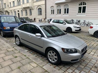 Volvo S40