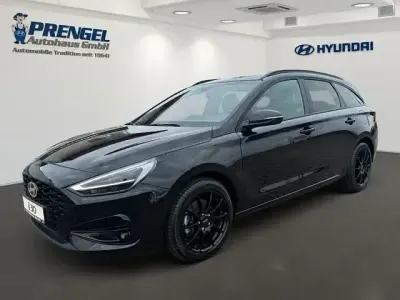 Gebraucht Hyundai i30 Advantage 140 PS (102 kW) 2025 Schwarz Kombi