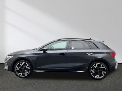 Neu Audi A3 Comfort 150 PS (110 kW) 2025 Silber (manhattangrau metallic) Limousine