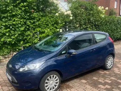 Gebraucht Ford Fiesta 90 PS (66 kW) 2009 Blau Limousine