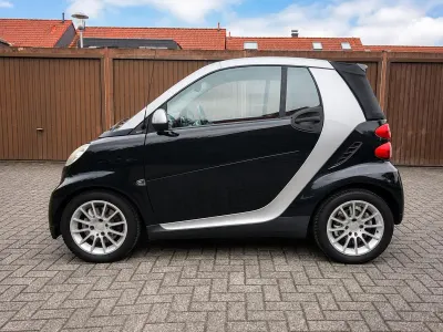 Gebraucht Smart ForTwo Cabrio 71 PS (52 kW) 2009 Schwarz Cabrio