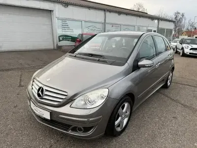 Gebraucht Mercedes B200 258 PS (189 kW) 2006 Grau Van / Kleinbus