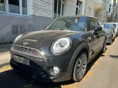 Gebraucht Mini Cooper S 192 PS (141 kW) 2018 Schwarz Kleinwagen