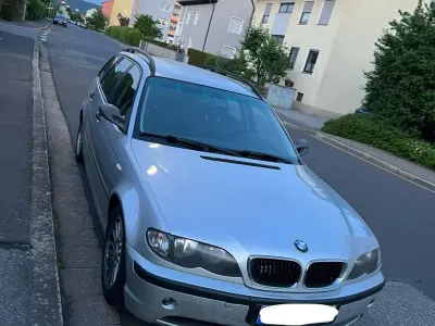 Gebraucht BMW 320 150 PS (110 kW) 2003 Silber Kombi